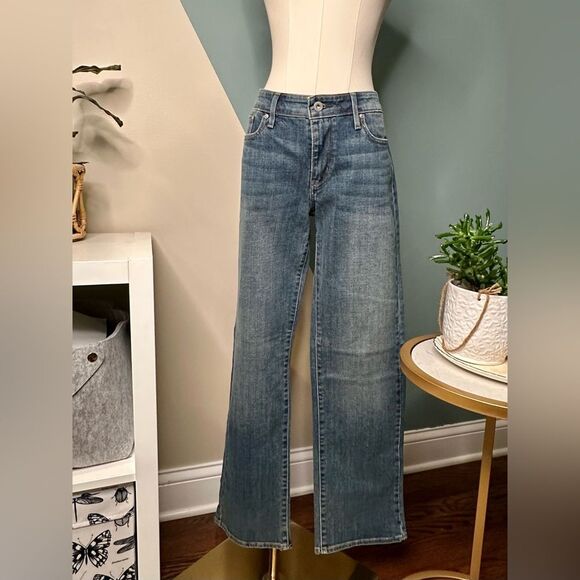 Levi’s Slight Curve Classic Straight Leg Jeans Women’s 529 Style Medium Wash 30 - Picture 2 of 10